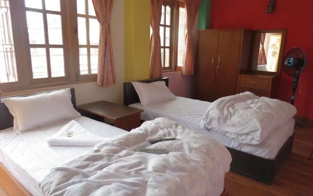 Hotel Om