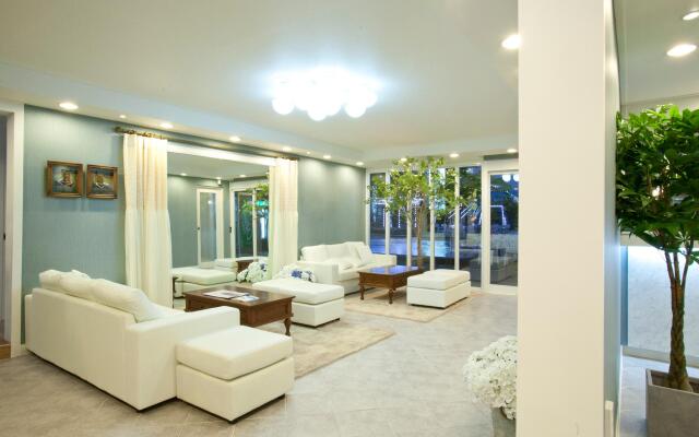 The Blue Hill Condo
