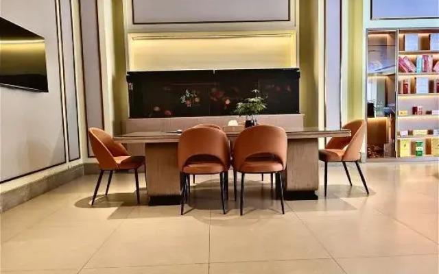 Vienna 3 Best Hotel (Wuhai Haibowan District Renmin Square)