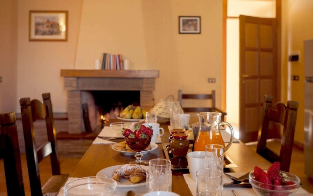 Beautiful Farmhouse in Arezzo With Swimming Pool, Garden