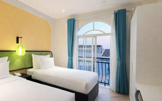 HANZ Sunset Town – Guest Rooms – Phu Quoc