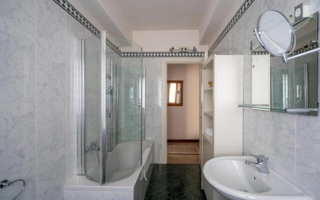 Silvia Apartment - Residence Regina