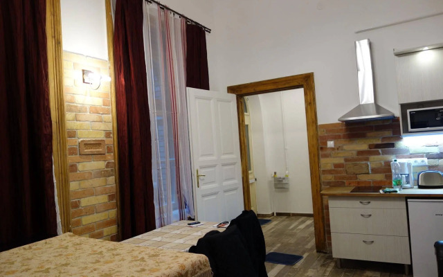 RingAvenue Apartments