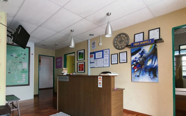 ZEN Rooms Check In Hotel 2