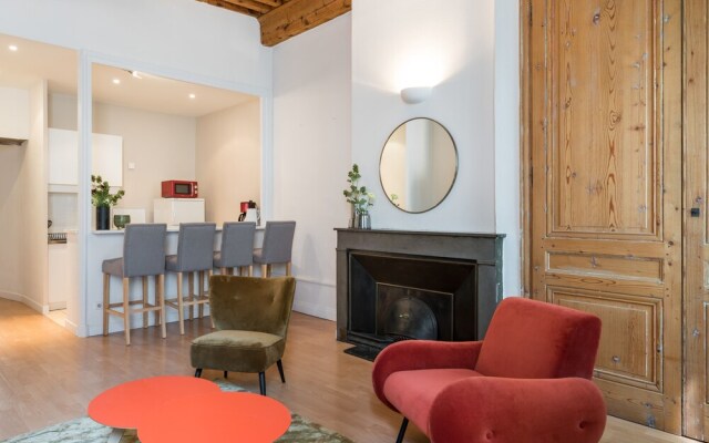 Honorê - Hôtel Pour Nomades Rêveurs - Palais Grillet