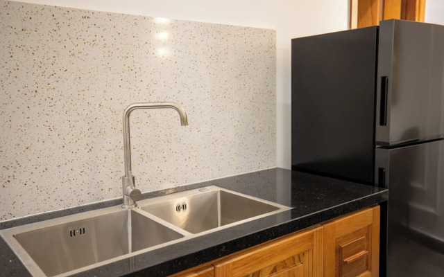 La Fleur Premium Central Apartment