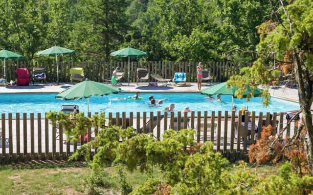 Village Huttopia Sud Ardèche