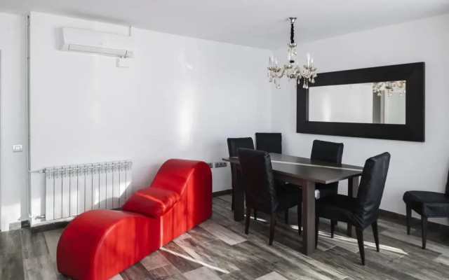 BBarcelona Mediterranean Beachfront Apartment