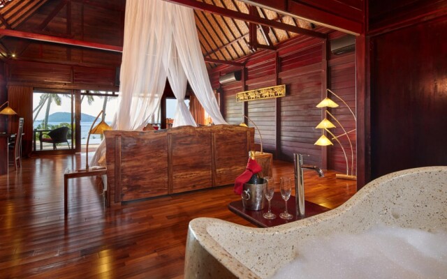 Kupu Kupu Phangan Beach Villas & Spa