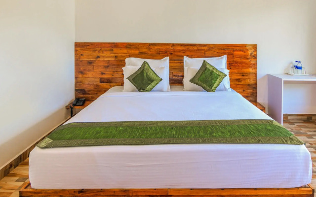 Treebo Lands End Beach Resort Morjim