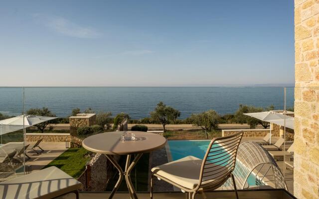 Villa IΙ with Private Pool