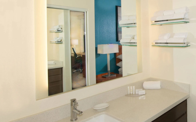 Residence Inn by Marriott Phoenix Airport