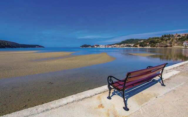 Stunning Apartment in Kampor With Wifi and 2 Bedrooms