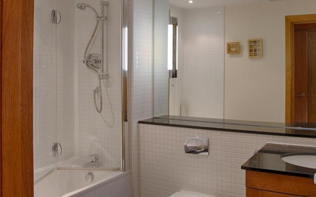 Links Apartment