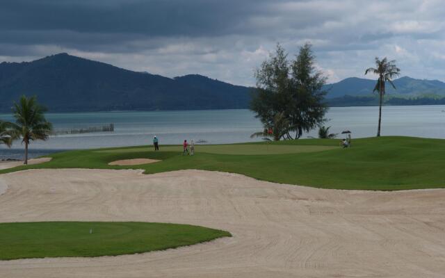 Mission Hills Phuket Golf Resort