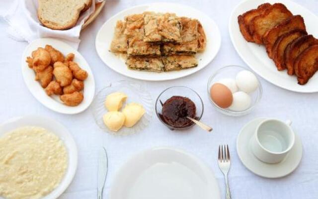 To Petrino Guesthouse