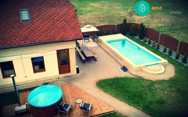 Rest House Dreilini