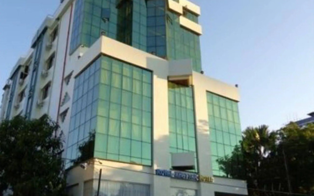 Royal Khattar Hotel