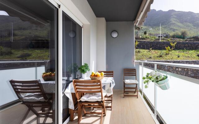 Home2Book Stunning Apartment Bajamar