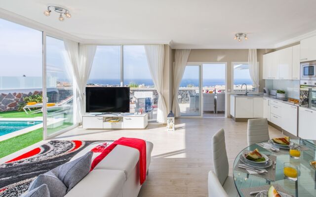 Luxury Villa Ocean View, Heated Pool