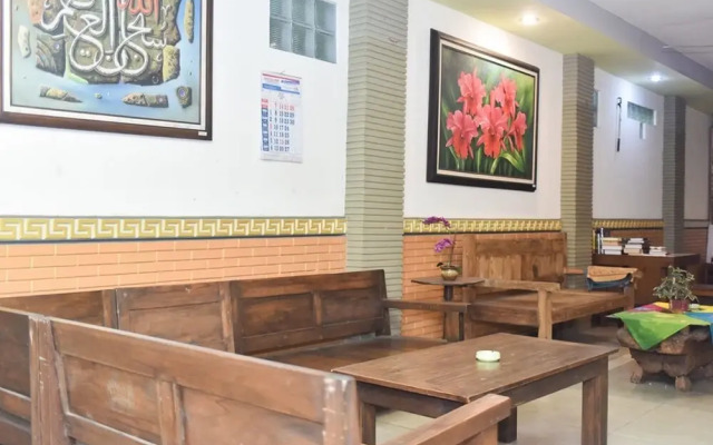 Reddoorz Syariah Near Stasiun Kota Lama Malang