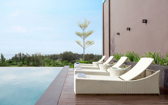 Pullman Miri Waterfront