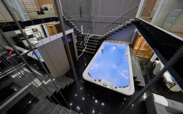 Luks Lofts Hotel & Residences