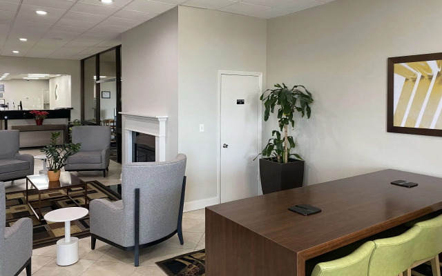 MainStay Suites Conover-Hickory