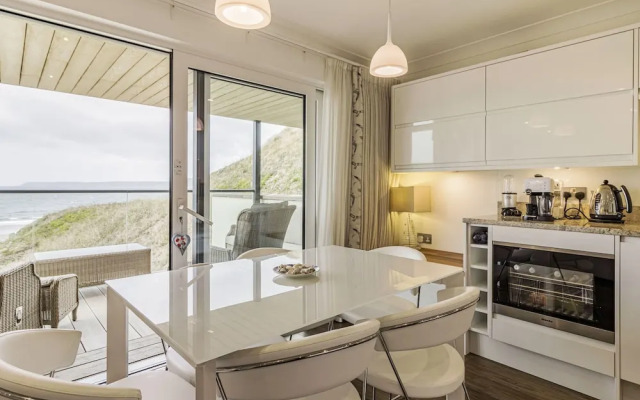 Apartment 18, Burgh Island Causeway
