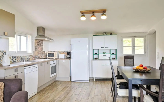 Holiday Home Rutili - Josée - CTN255