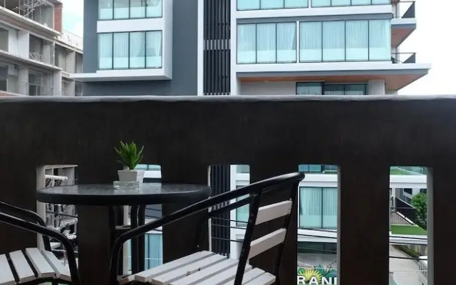 Baantonkhao Kata Beach