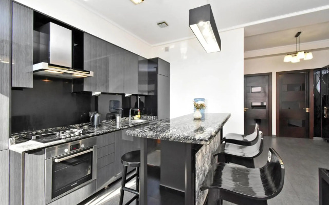 Mashtots street, 2 bedrooms Modern, Euro Renovated apartment MA218