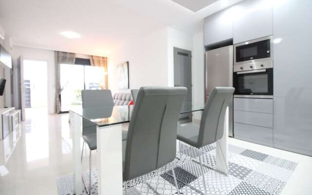 Luxury Frontbeach Groundfloor Higuericas