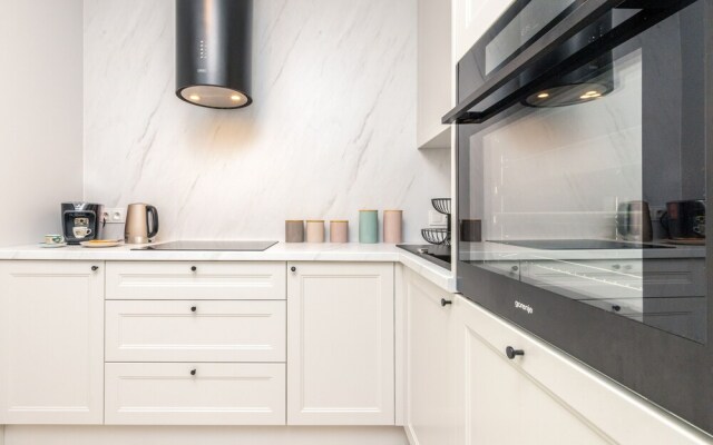 Harmonia Oliwska Gdansk by Renters