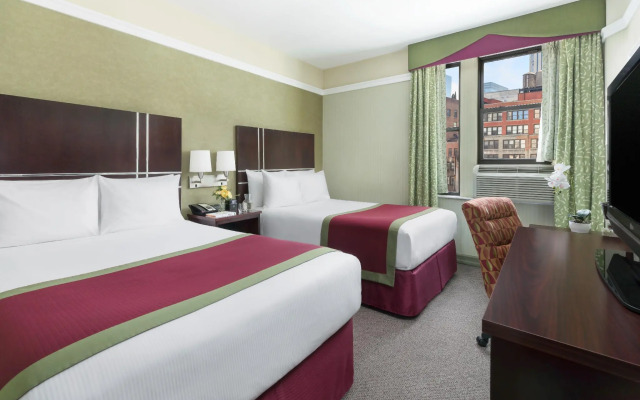 The Hotel @ Times Square