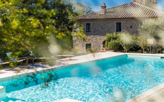 Traditional Apartment in Rapolano Terme with Swimming Pool