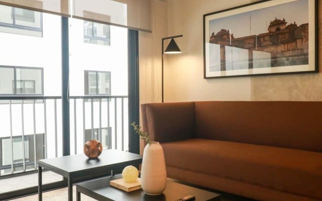 w Authentic 2BR in Miraflores