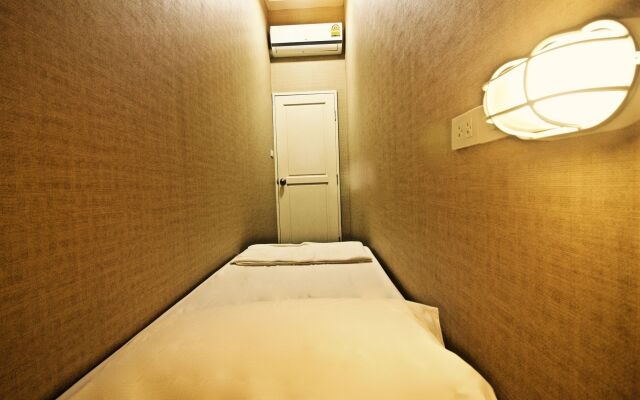 Matchanu River Hostel Bangkok