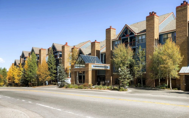 River Mountain Lodge #E1