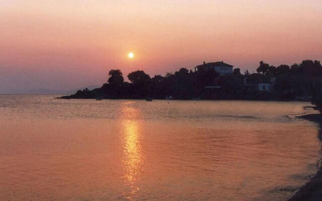 Nikoleri Studios & Apartments