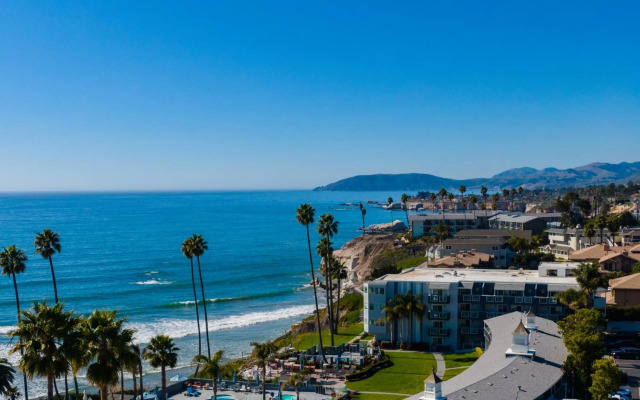 SeaCrest OceanFront Hotel