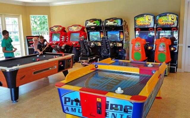 Penthouse w/ Spectacular Lakeview! Near Disney