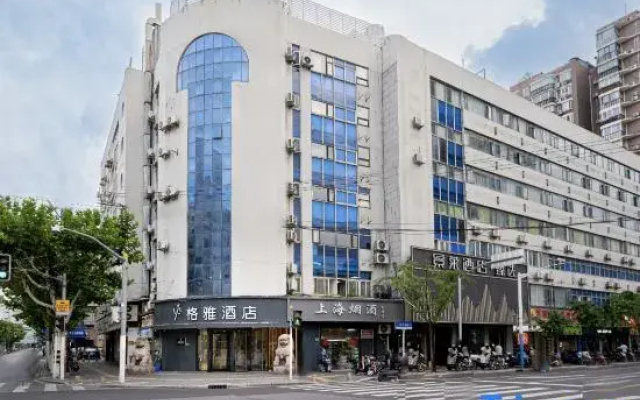 Gya Hotel