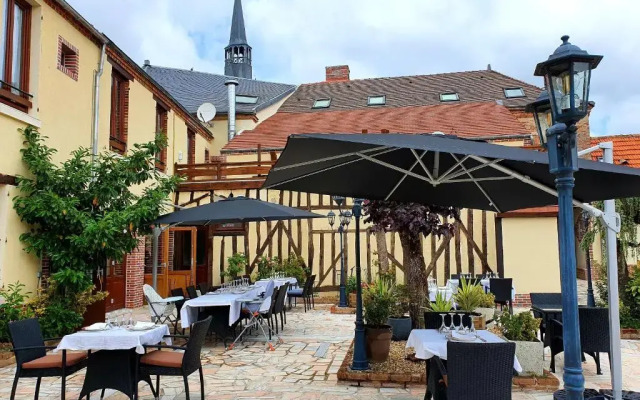 Hotel & Restaurant La Croix Blanche De Sologne