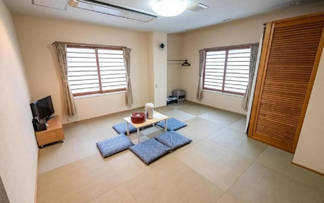 Kawaguchiko Station Inn