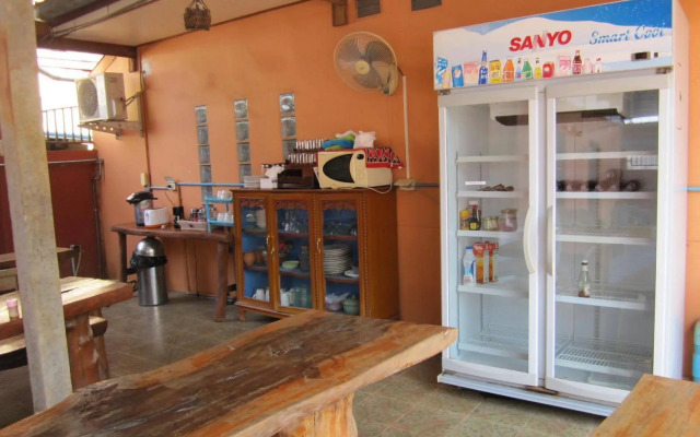 Krachang Yai Guesthouse