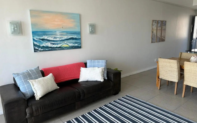 Durban Beach Front SPECTACULAR OCEAN VIEWS - 3 BED