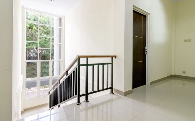 Travel-Inn by OYO Rooms