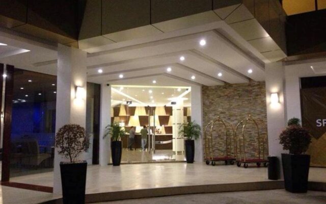 FB Hotel and Convention Center