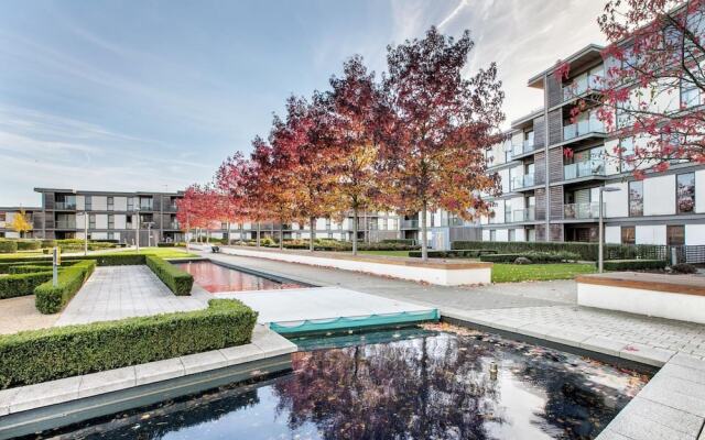 Vizion by ShortstayMK